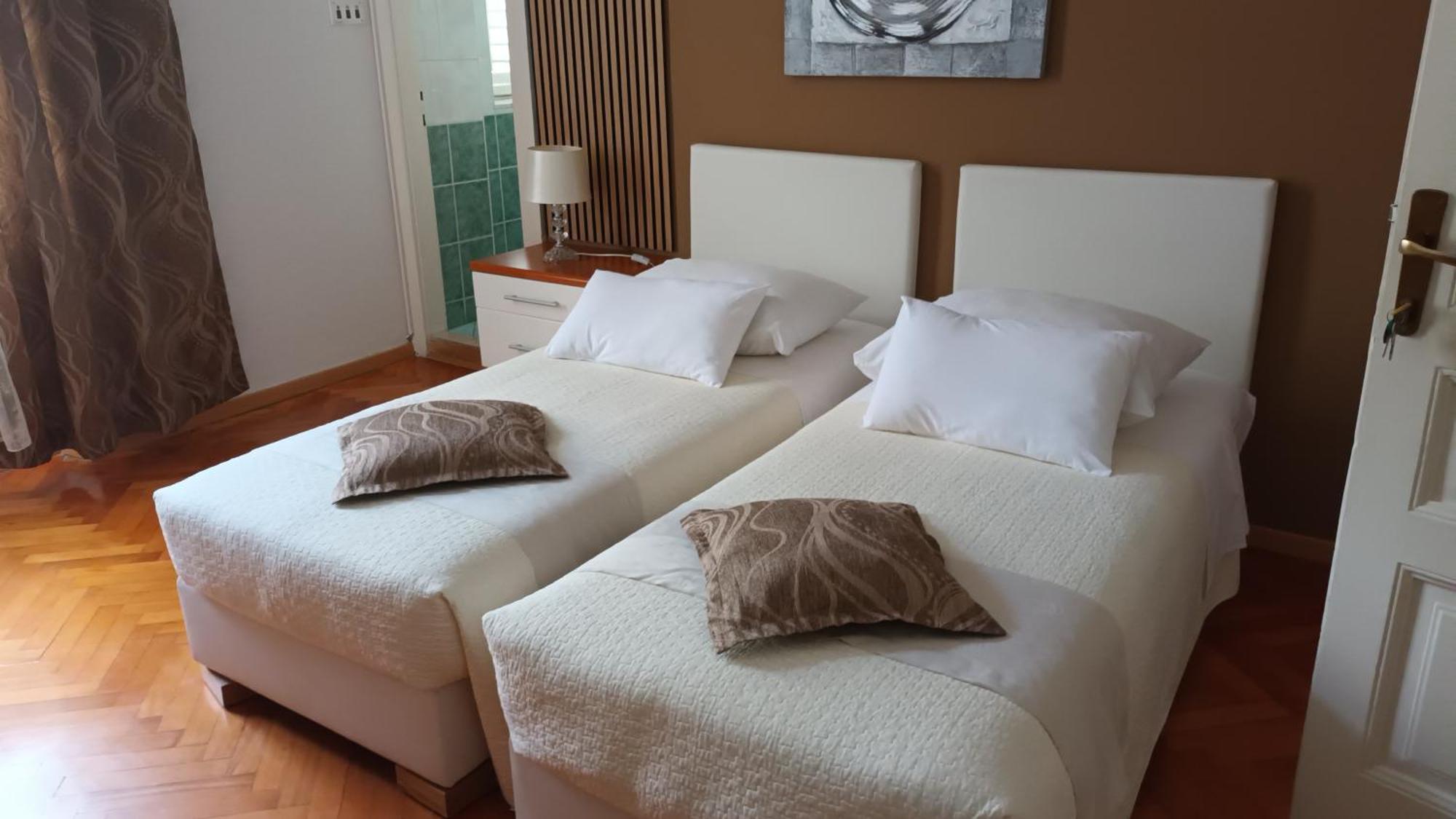 Guesthouse Vrlic Split Exterior photo