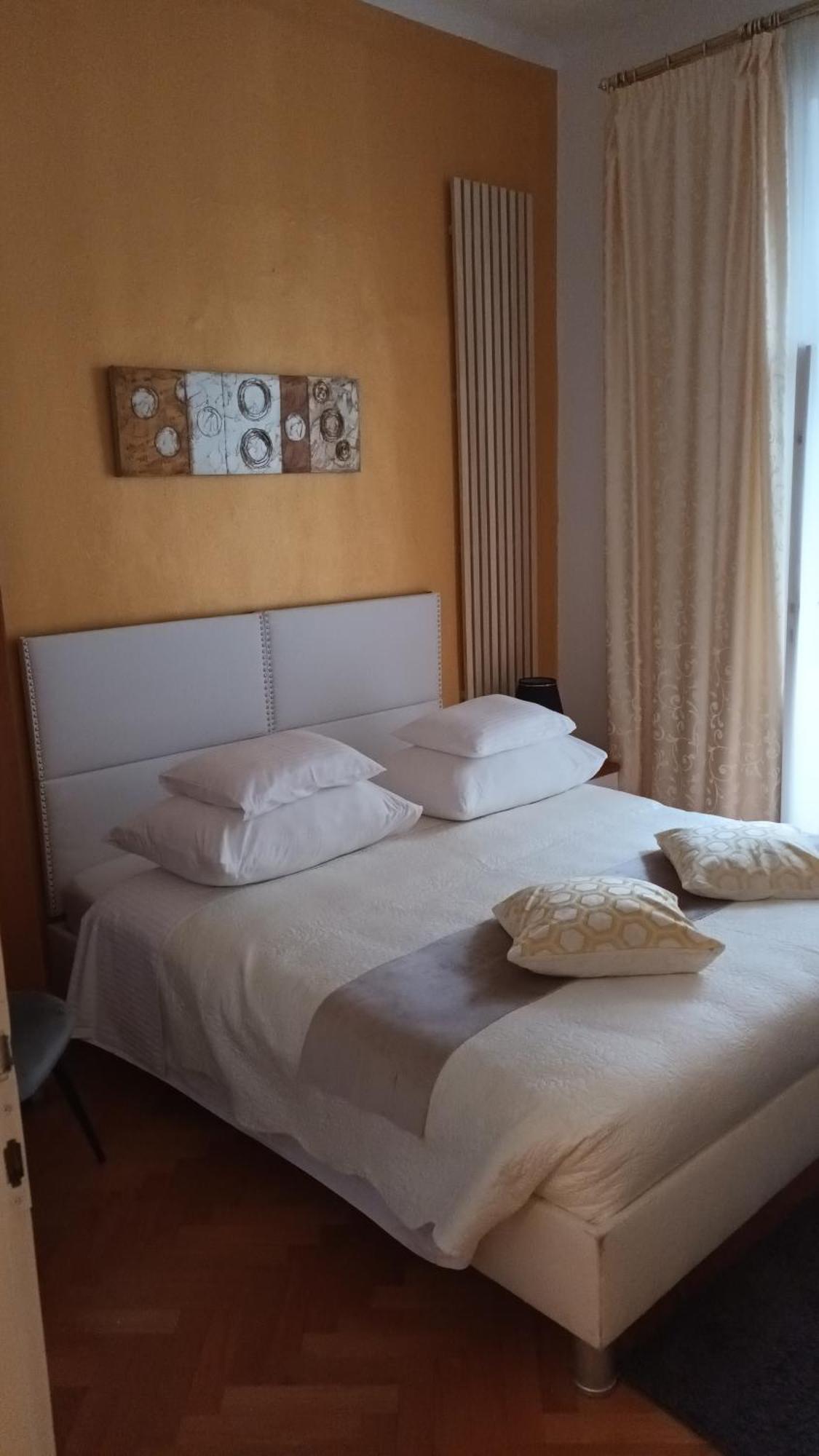 Guesthouse Vrlic Split Exterior photo