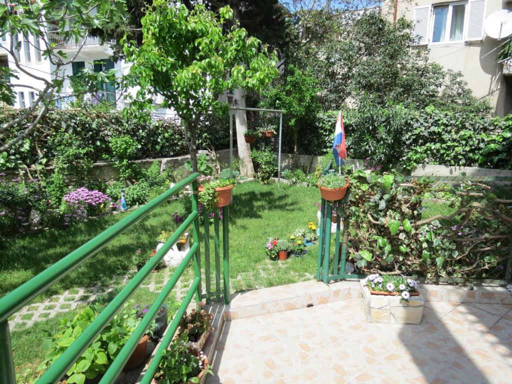 Guesthouse Vrlic Split Exterior photo