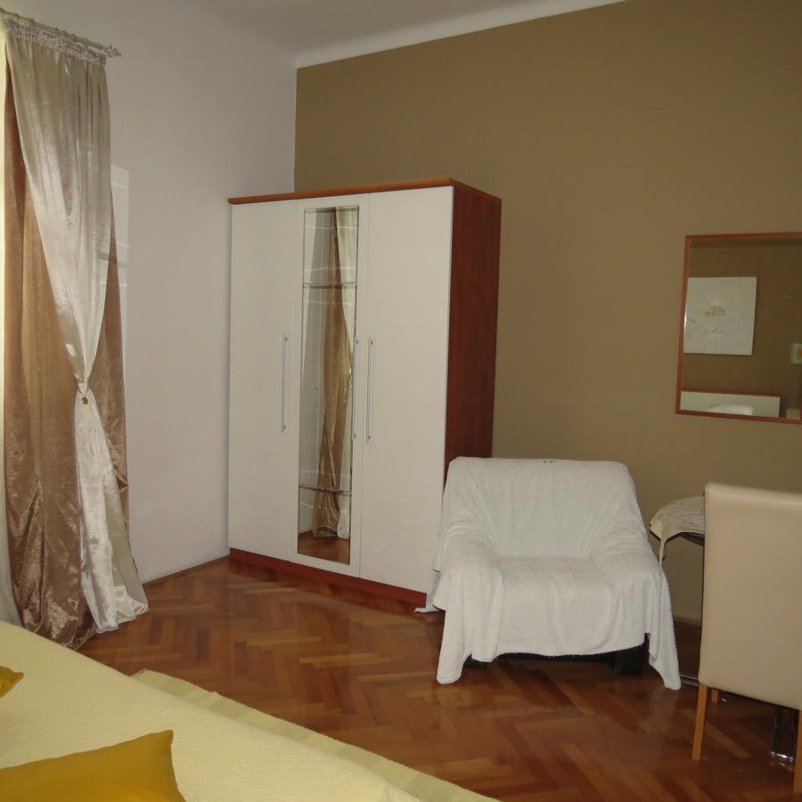 Guesthouse Vrlic Split Exterior photo
